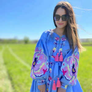 Robe courte en coton ethnique bohème pour femmes, bleu floral, broderie à la main, manches bouffantes, détail de pompon, coupe ample - Product Image 1