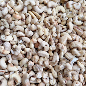 Nueces de Anacardo a Precio Económico, SK Cashew Kernel SANTIGO, Nueces con Plazo de Entrega Corto - Product Image 1