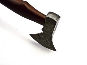 Hache de combat artisanale en acier Damas, hache barbue viking, manche en bois, outil de survie en plein air - Product Image 2