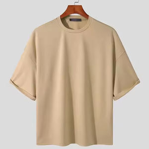 Ensemble décontracté pour homme : T-shirt à manches courtes et short d'été – Tenue confortable pour homme - Product Image 3