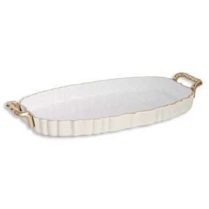 Grand plateau de service en métal avec finition émaillée, conçu pour contenir plusieurs assiettes, tasses et bols sans qu’ils n’abordent pas le sol. - Product Image 2