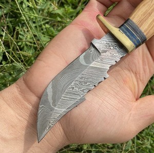 Cuchillo de caza/para desollar hecho a mano de acero de Damasco con punta de clip, mango de madera, funda de cuero, OEM/ODM/OBM, grado industrial/DIY, 8 pulgadas - Product Image 2