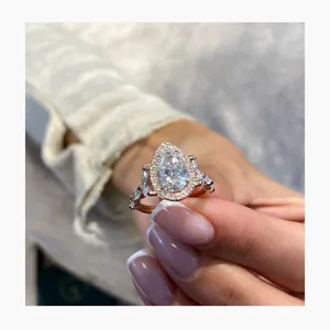Anillo de Compromiso con Halo de Diamantes Cultivados en Laboratorio IGI de 3.1 Quilates, Corte Pera, EF/VS1, Oro Amarillo de 14k - Product Image 6