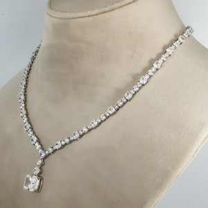 สร้อยคอเพชรทรงคุชชั่นทองคำขาว 18K คุณภาพเยี่ยม ขายส่ง ราคาดี เหมาะเป็นของขวัญสุดหรูสำหรับเธอ - Product Image 6