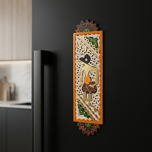 Aimant de réfrigérateur artisanal en cuir Wayang Kulit d'Indonésie avec cadre orange, souvenir culturel traditionnel, décoration pour la maison - Product Image 6