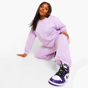 Conjuntos Deportivos Casuales y Elegantes para Mujer con Logotipo Personalizado, Pantalones Deportivos Femeninos, Trajes Deportivos 100% Algodón de Pakistán - Product Image 5