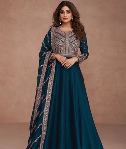 ชุดเดรส Anarkali ผ้าไหมวิชิตราสุดหรูสำหรับผู้หญิง ดีไซน์ใหม่ คอลเลคชั่นสำหรับงานแต่งงานแบบอินเดียและปากีสถาน - Product Image 1