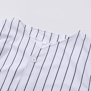 T-shirt de baseball court pour femme, col en V, boutonné sur le devant, manches courtes, décontracté, sport d'été, couleur unie, haut athlétique court - Product Image 3