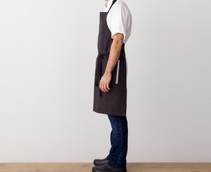 Tablier de service en toile personnalisé avec logo, bretelles en cuir réglables, uniforme professionnel pour serveurs, réceptionnistes d'hôtel, hôtesses de l'air - Product Image 3