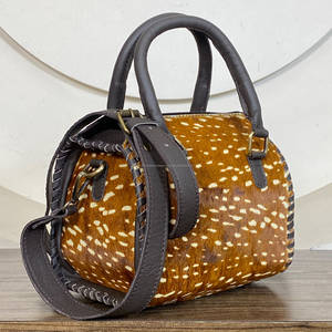 Bolsos de Viaje de Lujo Hechos a Mano con Estampado de Ciervo, Bolsos de Mano de Moda Occidental, Bolsos Cruzados Unisex para Fin de Semana - Product Image 3