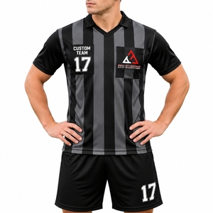 ชุดยูนิฟอร์มฟุตบอลชายแบบกำหนดเอง เสื้อแขนสั้นพร้อมกางเกงขาสั้นเข้าชุด ชุดกีฬาฟุตบอล ผ้ากีฬาระบายอากาศ ชุดเข้าชุดกัน - Product Image 2