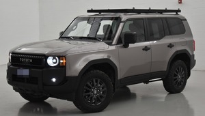 Toyota LandCruisers Base 4WD SUV Deluxe Premium 2024 - Product Image 5