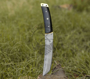 มีดล่าสัตว์แบบดามัสกัสสตีลขนาด 12.5 นิ้ว ด้ามจับแบบฟูลแทง ปลายใบมีดแบบแทงโต ด้ามจับทำจากเขาสัตว์หายาก ประดับด้วยทองเหลืองโมเสก - Product Image 5