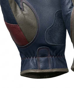 Guante de golf con soporte avanzado para las manos, materiales transpirables y construcción de ajuste preciso para un mejor control del club. - Product Image 4