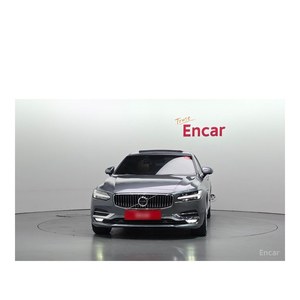 Volvo S90 T5 Inscription 2019, 72,125 km, Caja de Cambios Automática, Asientos de Cuero, Cámara Trasera, Volante a la Izquierda - Product Image 3