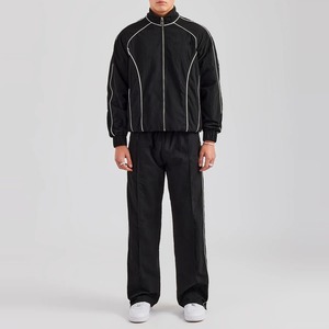 Ensemble de survêtement noir pour homme, couleur unie, à capuche, taille élastique, respirant, coupe-vent, en polaire 100 % polyester, style sportif - Product Image 2
