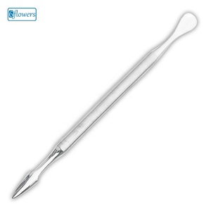 Herramienta de Manicura de Doble Punta de Acero Inoxidable para Cutículas, Reutilizable, con Seis Flores / OEM, Instrumento de Belleza de Doble Cabeza - Product Image 1