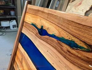 Cabecero de Cama de Resina Epoxi con Acentos de Madera Natural, Muebles de Dormitorio Modernos de Lujo - Product Image 5