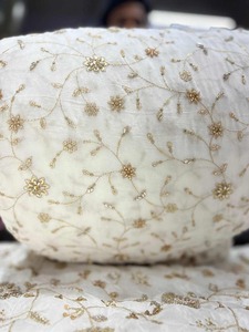 Tissu en soie brodé de perles multicolores de qualité supérieure, parfait pour les robes de mode ou les vêtements de boutique, disponible à un bon prix - Product Image 5
