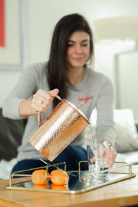 Carafe en cuivre Collection Elite Wellness avec verre, export en gros, fabricant Inde - Product Image 6