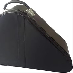 Étui pour chapeau maçonnique - Cuir noir, fermeture à glissière, ajustement parfait, motif uni, matériau simili cuir - Product Image 1