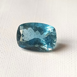 Aigue-marine naturelle taille émeraude et taille coussin 8x11.4x6mm, pierre précieuse en vrac pour la fabrication de bijoux, 3.55 carats, bleue avec jeu de couleurs - Product Image 1