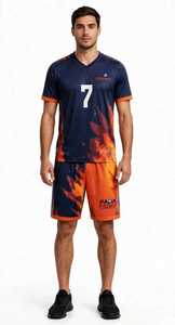 Uniforme de basket-ball en polyester de haute qualité avec une texture de tissu lisse, respirant et personnalisable pour les matchs et les entraînements compétitifs - Product Image 2