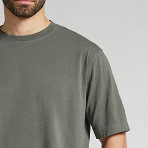 T-shirt en coton pour homme, coupe classique, manches courtes, col rond, couleur unie, vêtement décontracté, logo sur le devant, jersey tricoté uni - Product Image 6