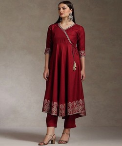 Conjunto Anarkali Bordado en Algodón Color Granate con Dupatta, Ropa Tradicional Étnica para Mujer, Traje de Boda, Corte Holgado, Largo hasta el Tobillo 86087 JJ-1029 - Product Image 3