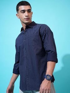 เสื้อเชิ้ตผู้ชายทรงเข้ารูปลายทาง แขนยาว ปกคอปก แนวสมาร์ทแคชชวล ผ้าฝ้ายป๊อปลิน 100% กันยับ ใส่ได้ในฤดูใบไม้ร่วง - Product Image 4
