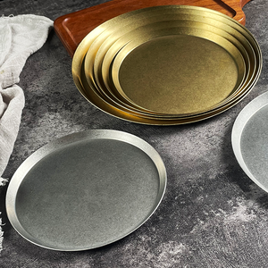 Assiettes rondes classiques rétro en acier inoxydable de style coréen - Assiettes à dessert et à barbecue pour restaurants - Product Image 1