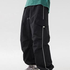 ผู้ผลิตกางเกงยีนส์สไตล์คาร์โก้สำหรับผู้ชาย คุณภาพสูง พร้อมป้ายกำกับแบบกำหนดเอง สำหรับฤดูหนาว - Product Image 3