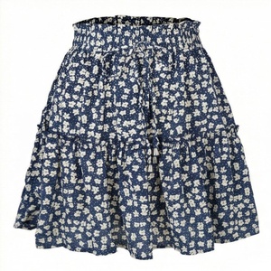 Jupe courte trapèze à imprimé floral pour femme, taille élastique avec cordon de serrage, en mousseline douce, style Prairie Chic printanier - Product Image 1