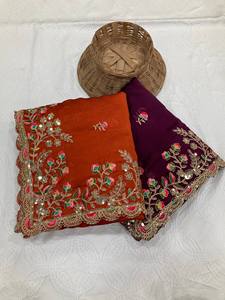 Sari de Diseñador con Bordado Floral Premium para Mujer, Sari de Lujo para Fiestas y Bodas con Blusa en Contraste, Venta al Por Mayor - Product Image 6