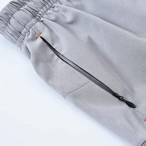 Pantalones cortos deportivos cómodos para hombre, ideales para hacer ejercicio, entrenamiento deportivo y movimiento activo diario. - Product Image 5
