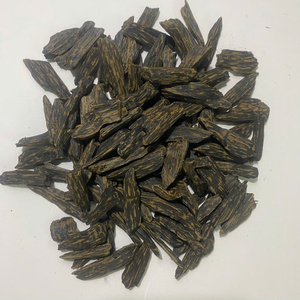 Encens en copeaux d'agarwood Oud Tigre Vietnamien, morceaux parfumés élégants pour brûleur, décoration rituelle de méditation toutes saisons - Product Image 5