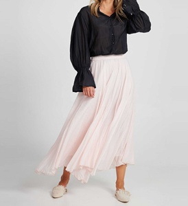 กระโปรงผู้หญิงไซส์ใหญ่สีขาวลำลอง ผ้าไหมคอตตอนเนื้อนุ่มสบาย เอวยางยืด ชายกระโปรงทรงผ้าเช็ดหน้า ดีไซน์ทรงเอไลน์ - Product Image 3