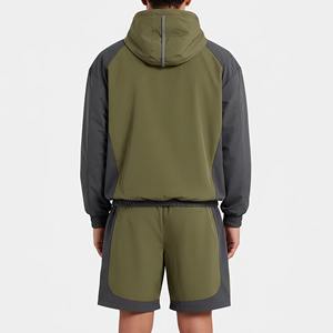 Conjunto de 2 piezas personalizado para hombre: Camisa de manga corta con cremallera y pantalones cortos de nailon estampado con efecto lavado ácido, tela satinada, ideal para verano. - Product Image 2