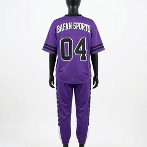 ชุดเซ็ตเสื้อเจอร์ซีย์ตาข่ายโพลีเอสเตอร์หนา 180 GSM และกางเกงกีฬาสีม่วง ระบายอากาศได้ดี ลายแถบพร้อมโลโก้ สำหรับผู้หญิง - Product Image 5