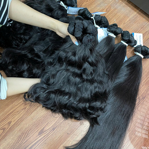 Extensiones de Cabello Natural Ondulado de Doble Trama, Cabello Virgen Vietnamita, Acabado Suave y Natural, Amplio Stock Disponible - Product Image 6