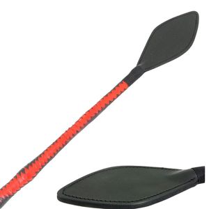 Flogger de Cuero Hecho a Mano con Construcción Duradera y Aspecto Elegante - Product Image 2