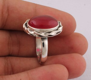 925 Silver Red Gemstone Party <b>Ring</b> Factory Direct Wholesale Natural Oval <b>Jade</b> Scalloped Frame Custom Jewelry Supplier - Product Image 3