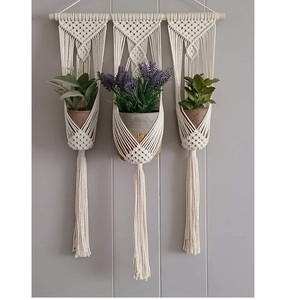 Support de plante en macramé en coton naturel fait main de qualité export, élégant et suspendu, pour intérieur, extérieur, maison et jardin, à vendre - Product Image 1