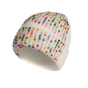 Gorro Unisex con Pedrería, Gorro de Punto Acanalado Brillante para Invierno, con Tela Suave y Elástica para un Estilo Casual - Product Image 1