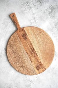 Planche à découper ronde en bois avec poignée, planche à découper professionnelle pour chef, pour la maison, la cuisine, le restaurant, modèle H CRAFT HAC-1006 - Product Image 3