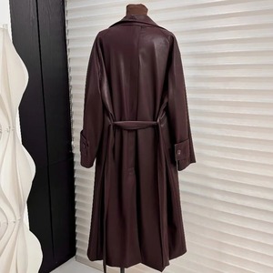 <b>Women</b> Luxury Sheepskin Long Coat Wholesale Winter Cowhide Long Coats New Stylish Genuine Leather <b>Jackets</b> For <b>Women's</b> - Product Image 4