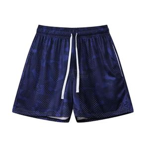 Shorts en maille respirante en polyester au-dessus du genou, imprimé camouflage bleu clair, pour le basketball, la gym, l'entraînement, le streetwear - Product Image 3