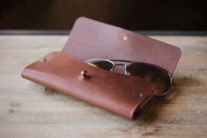 Étui à lunettes en cuir véritable léger et classique de luxe, résistant aux rayures, fourniture professionnelle B2B LGC-0166 - Product Image 3