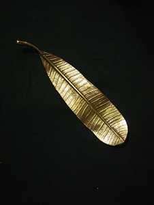 Statement Gold Plated Aluminium Leaf <b>Decorative</b> Tray Irregular Shape Modern Design Plant Theme Vertical Pattern Tabletop Vase - Product Image 1
