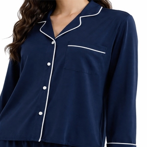 Conjunto de pijama transpirable para mujer, ropa de dormir cómoda con botones y manga larga, conjunto de ropa de dormir de tela suave para mujer - Product Image 5